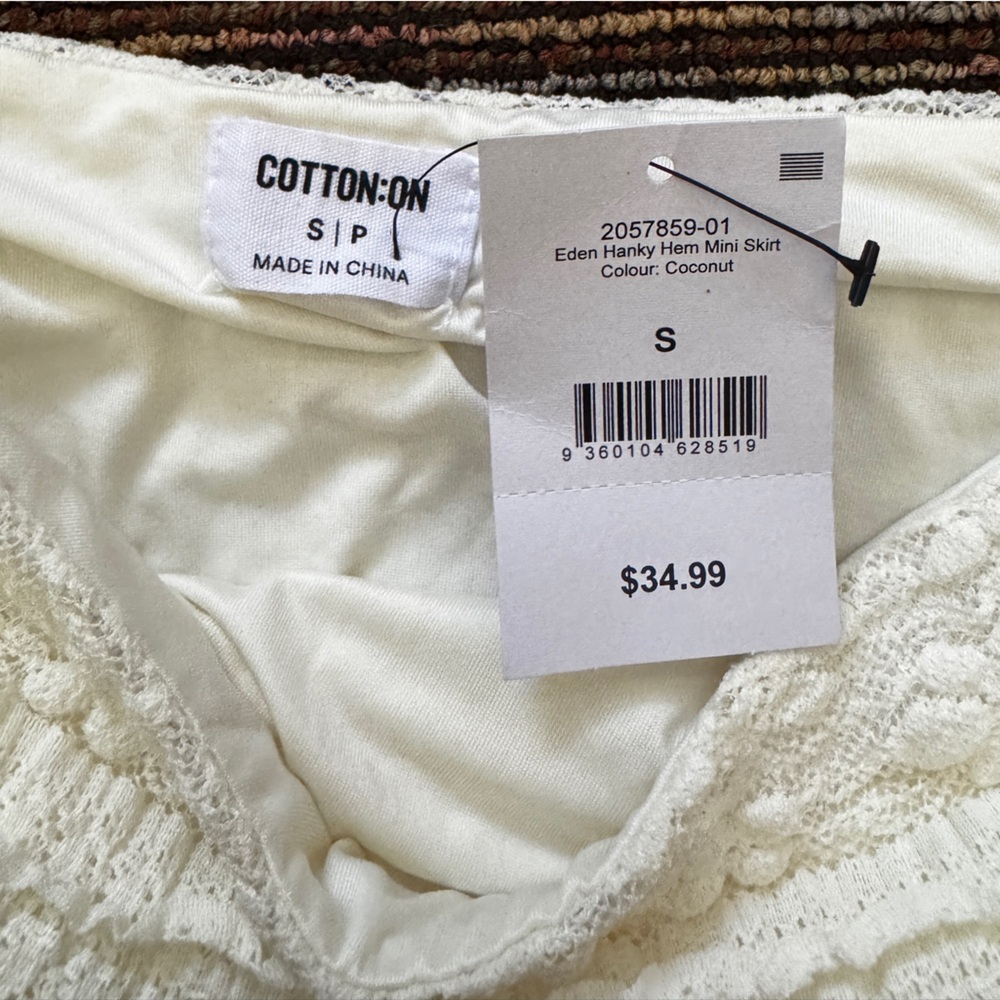 COTTON ON Eden Hanky Hem Mini Skirt
Colour: Coconut size: S - Picture 2 of 3
